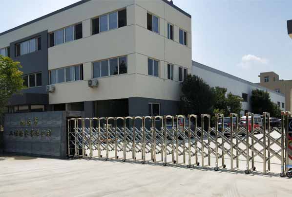 從傳統到智能：金順門業重新定義電動伸縮門